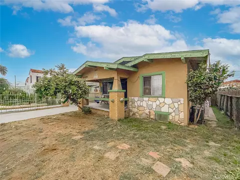 Exterior - 1403 Lemon Ave, Long Beach, CA 90813 photo 1 of 5
