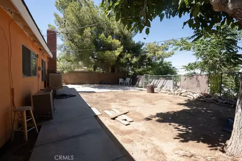 Exterior - 37406 3rd E, Palmdale, CA 93550 photo 5 of 9