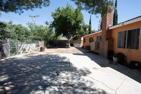 Exterior - 37406 3rd E, Palmdale, CA 93550 photo 4 of 9