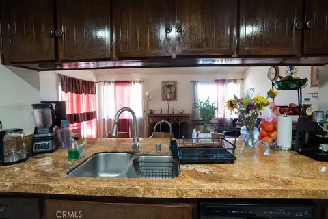 Kitchen - 37406 3rd E, Palmdale, CA 93550 photo 3 of 3