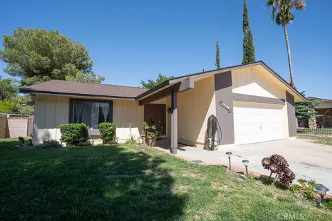 Exterior - 37406 3rd E, Palmdale, CA 93550 photo 3 of 9