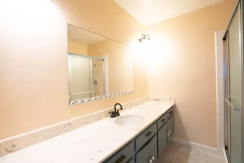 Bath - 37406 3rd E, Palmdale, CA 93550 photo 1 of 1