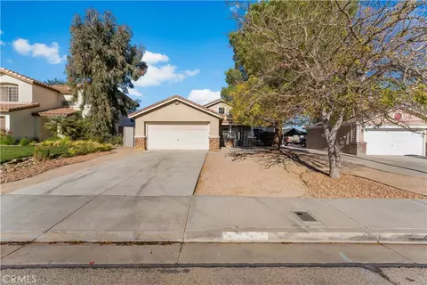 37031 Firethorn St, Palmdale, CA 93550