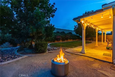 Exterior - 7044 Lyric Ave, Lancaster, CA 93536 photo 8 of 16