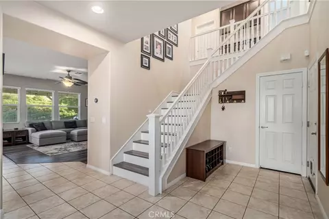 Entry Way - 7044 Lyric Ave, Lancaster, CA 93536 photo 6 of 8