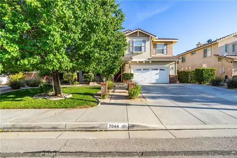 Exterior - 7044 Lyric Ave, Lancaster, CA 93536 photo 15 of 16