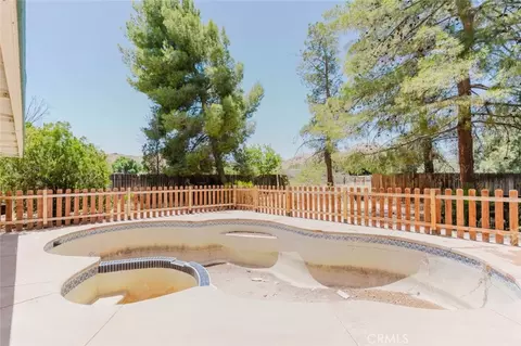 Exterior - 40155 176th St E, Palmdale, CA 93591 photo 5 of 6