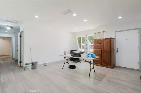 Living - 40155 176th St E, Palmdale, CA 93591 photo 1 of 2
