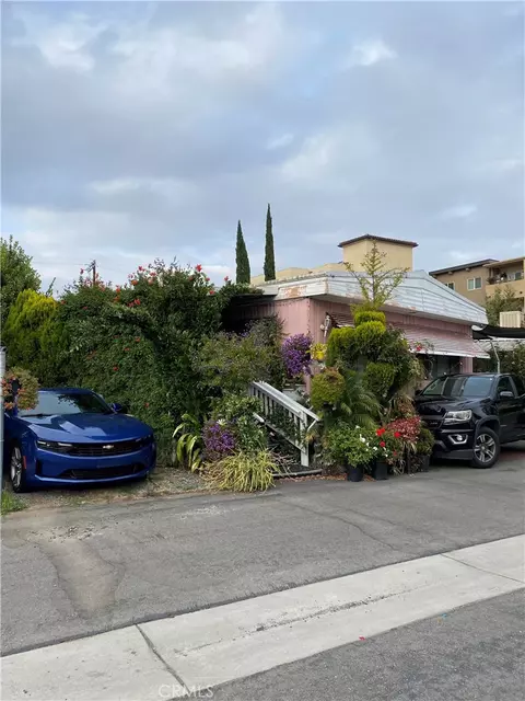 9051 Laurel Cyn #SPC 11, Sun Valley, CA 91352