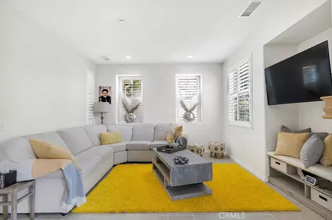 2931 Esperanza #B, Simi Valley, CA 93063