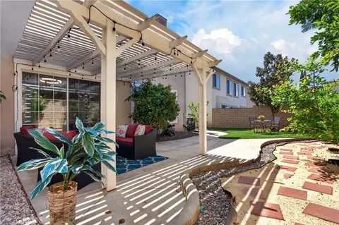 Exterior - 2749 Ophelia Ct, Simi Valley, CA 93063 photo 1 of 6