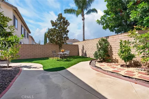 Exterior - 2749 Ophelia Ct, Simi Valley, CA 93063 photo 4 of 6