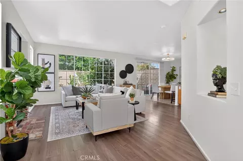 Living - 2749 Ophelia Ct, Simi Valley, CA 93063 photo 1 of 3
