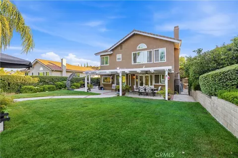 Exterior - 22029 Rodeffer Pl, Saugus, CA 91350 photo 9 of 16