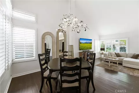 Dining - 22029 Rodeffer Pl, Saugus, CA 91350 photo 2 of 3