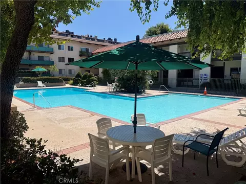 5460 White Oak #E228, Encino, CA 91316