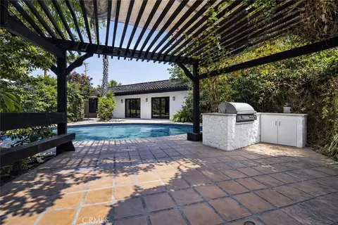 Exterior - 14720 Valerio, Van Nuys, CA 91405 photo 7 of 7