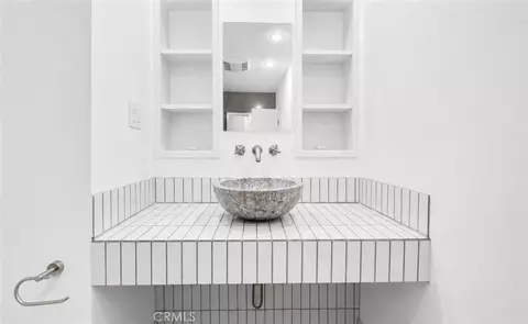 Bath - 14720 Valerio, Van Nuys, CA 91405 photo 1 of 12