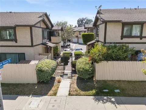 8601 Sunland Blvd #20, Sun Valley, CA 91352