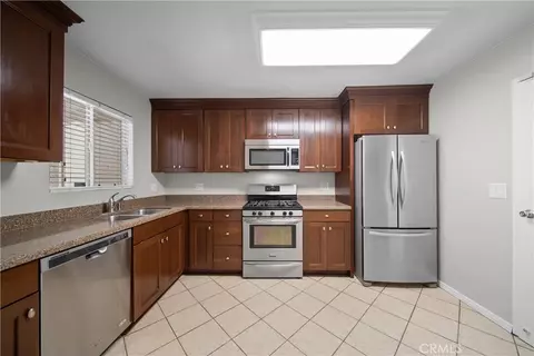 21346 Nandina, Newhall, CA 91321