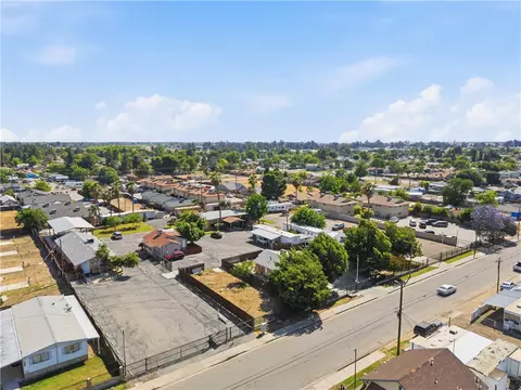 325 Mccord Ave, Bakersfield, CA 93308