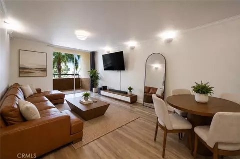 600 W 9th St #305, Los Angeles, CA 90015