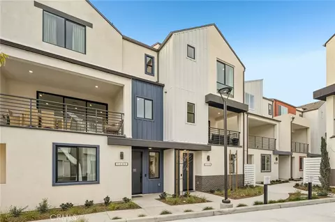 1679 Constellation Dr, San Pedro, CA 90731