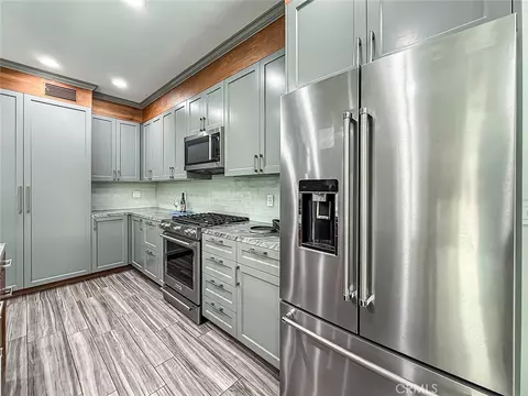 Kitchen - 4839 Elderberry, Moorpark, CA 93021 photo 5 of 7