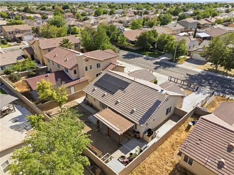 View/Area - 45820 Caledonia Ct, Lancaster, CA 93534 photo 4 of 5