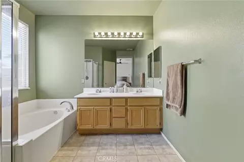 Other - 45820 Caledonia Ct, Lancaster, CA 93534 photo 5 of 10