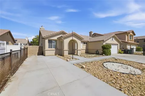 Exterior - 45820 Caledonia Ct, Lancaster, CA 93534 photo 4 of 5