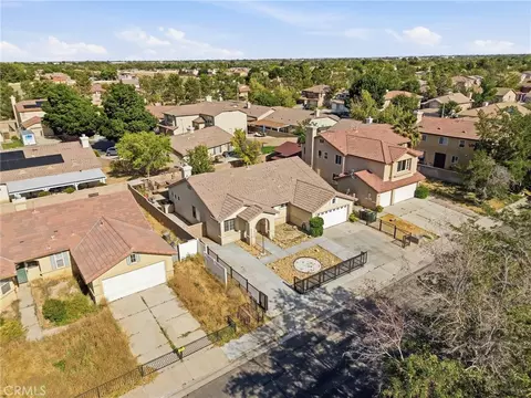 View/Area - 45820 Caledonia Ct, Lancaster, CA 93534 photo 1 of 5