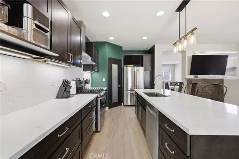 Kitchen - 45820 Caledonia Ct, Lancaster, CA 93534 photo 4 of 4