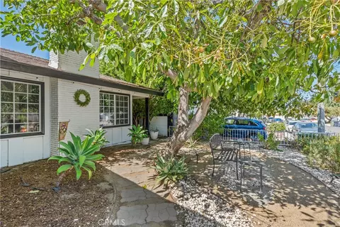 1868 Cloud Ct, Simi Valley, CA 93065
