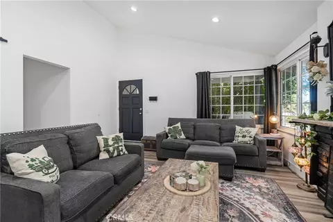 Other - 1868 Cloud Ct, Simi Valley, CA 93065 photo 2 of 11