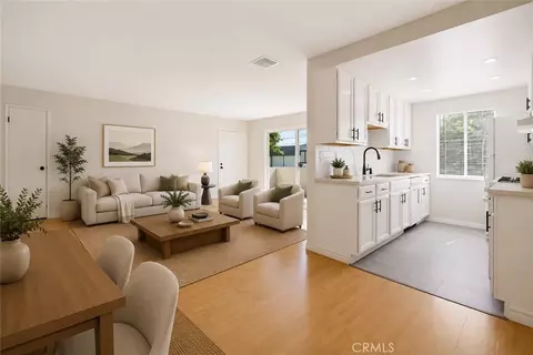 5055 Coldwater Canyon Ave #105, Sherman Oaks, CA 91423