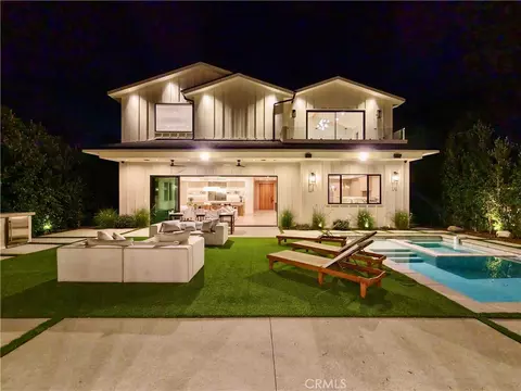 13944 Valleyheart Dr, Sherman Oaks, CA 91423