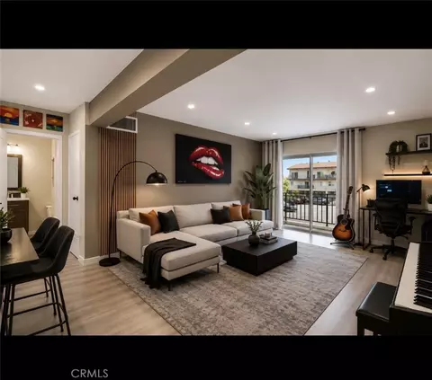 5460 White Oak #C204, Encino, CA 91316
