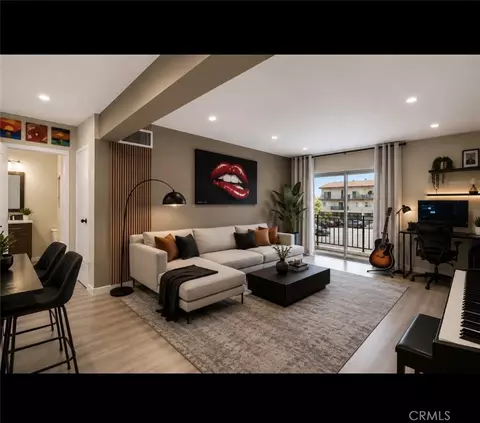 5460 White Oak #C204, Encino, CA 91316
