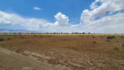 1800 Victor Ave, Mojave, CA 93501