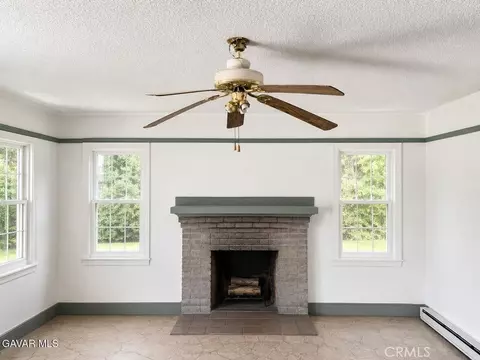 15957 K, Mojave, CA 93501 photo 5