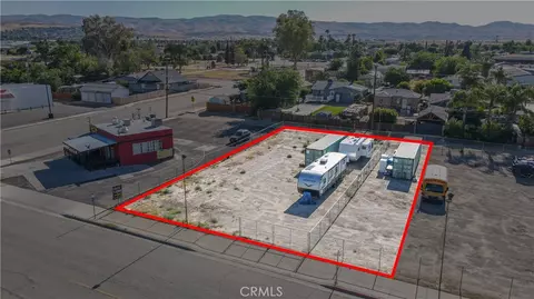 303 Harrison St, Taft, CA 93268 photo 4
