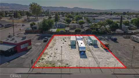 303 Harrison St, Taft, CA 93268 photo 2