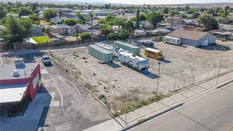 303 Harrison St, Taft, CA 93268 photo 5