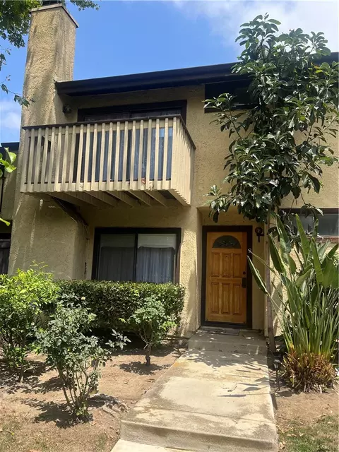 6746 Encino, Lake Balboa, CA 91406