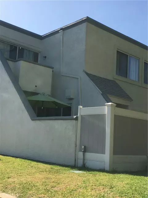 18515 Mayall #D, Northridge, CA 91324