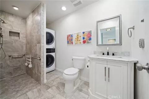 18515 Mayall #D, Northridge, CA 91324