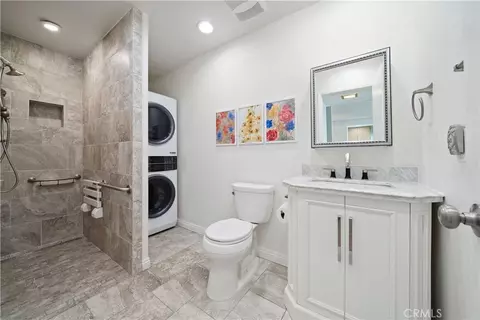 18515 Mayall #D, Northridge, CA 91324