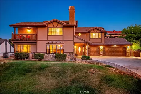 6716 Granada Dr, Palmdale, CA 93551