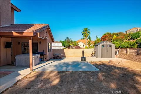 Exterior - 6716 Granada Dr, Palmdale, CA 93551 photo 16 of 18